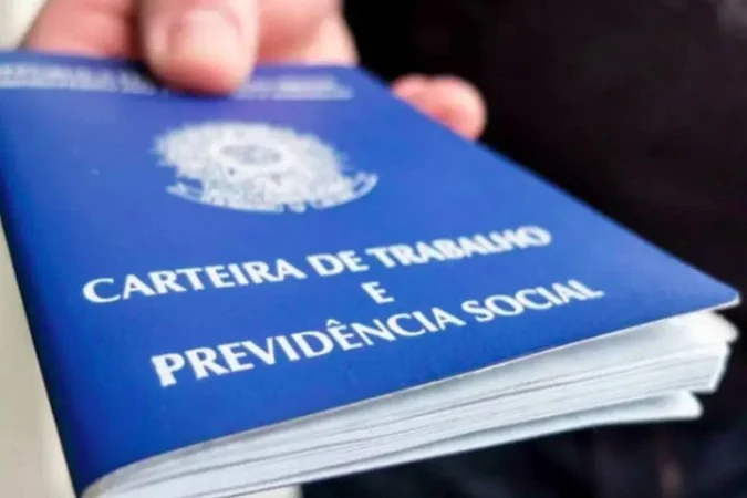 DF abre semana com 449 vagas de emprego e salários de até R$ 4,6 mil